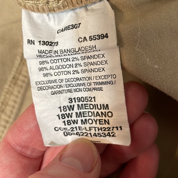 Women’s Lees Size 18 Tan Capris Slacks - Picture 7 of 7